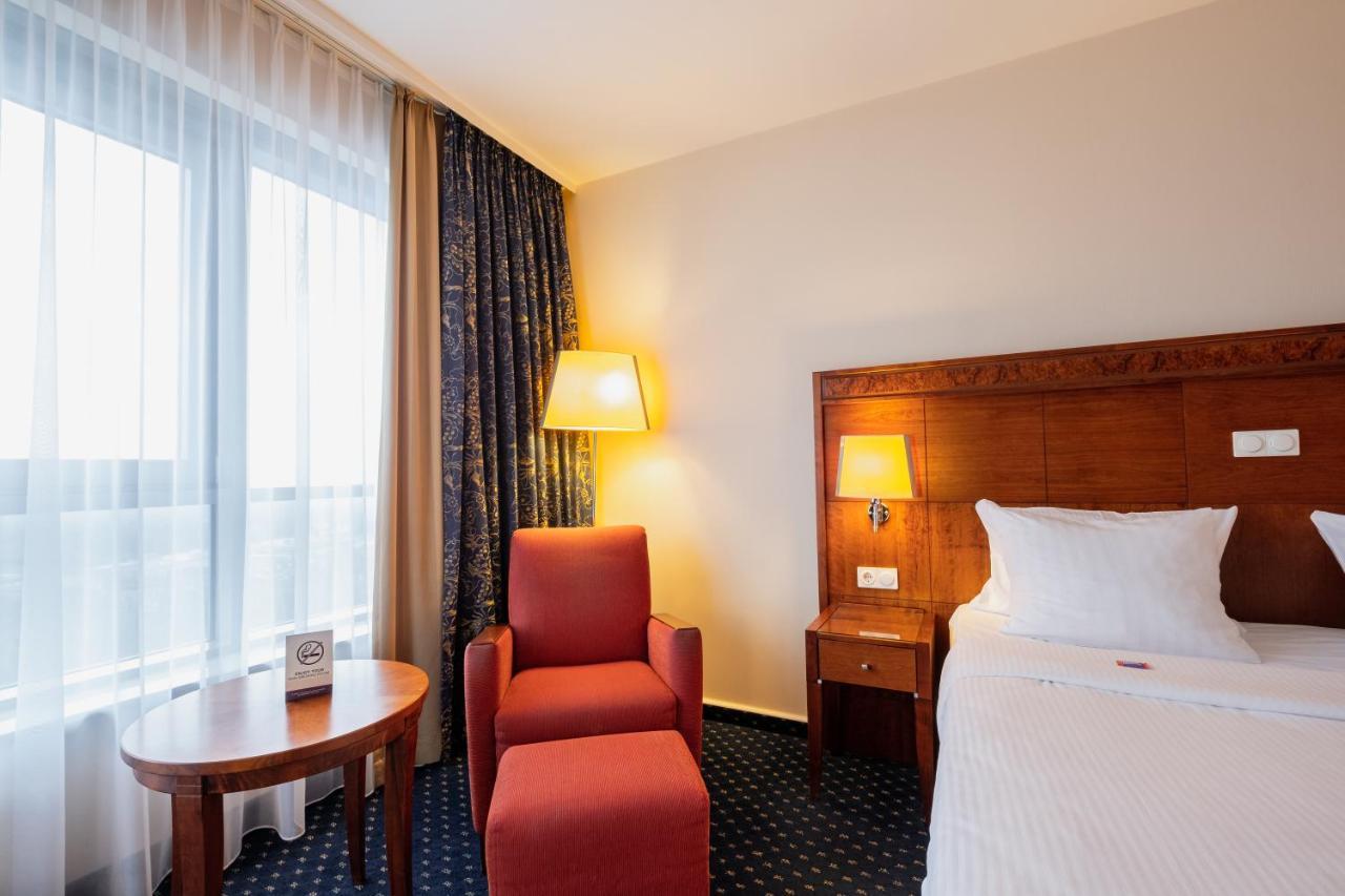 Welcome Hotel גלזנקירכן מראה חיצוני תמונה