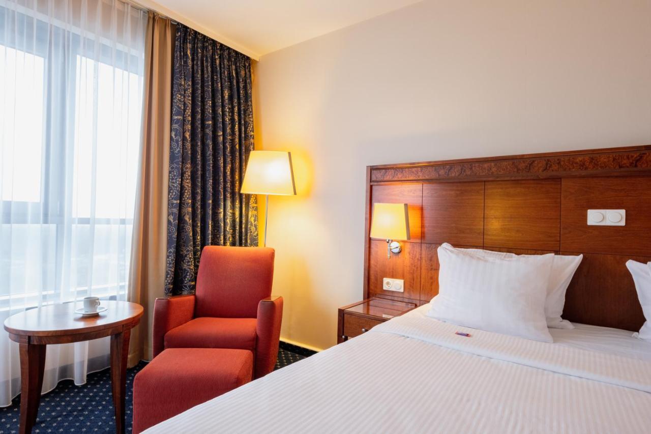 Welcome Hotel גלזנקירכן מראה חיצוני תמונה